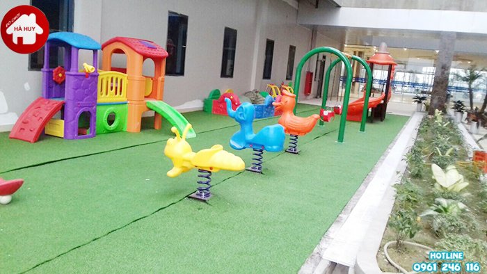 Công trình lắp đặt khu vui chơi cho trường mẫu giáo ở Hưng Yên