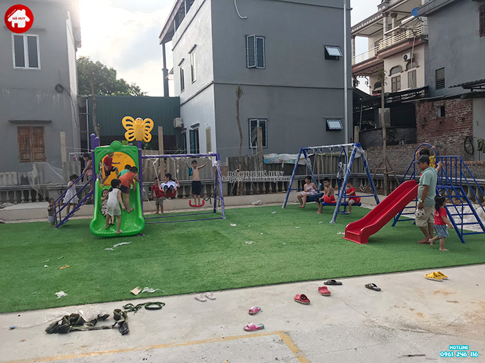 Lắp đặt đồ chơi vận động ngoài trời cho sân chơi tập thể khu dân cư tại Đông Anh, Hà Nội
