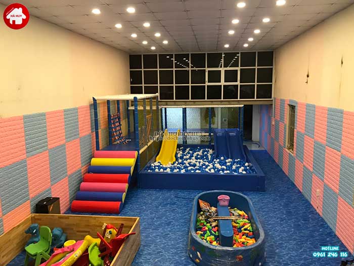 Lắp đặt nhà liên hoàn mini cho khu vui chơi trẻ em tại Hoài Đức, Hà Nội